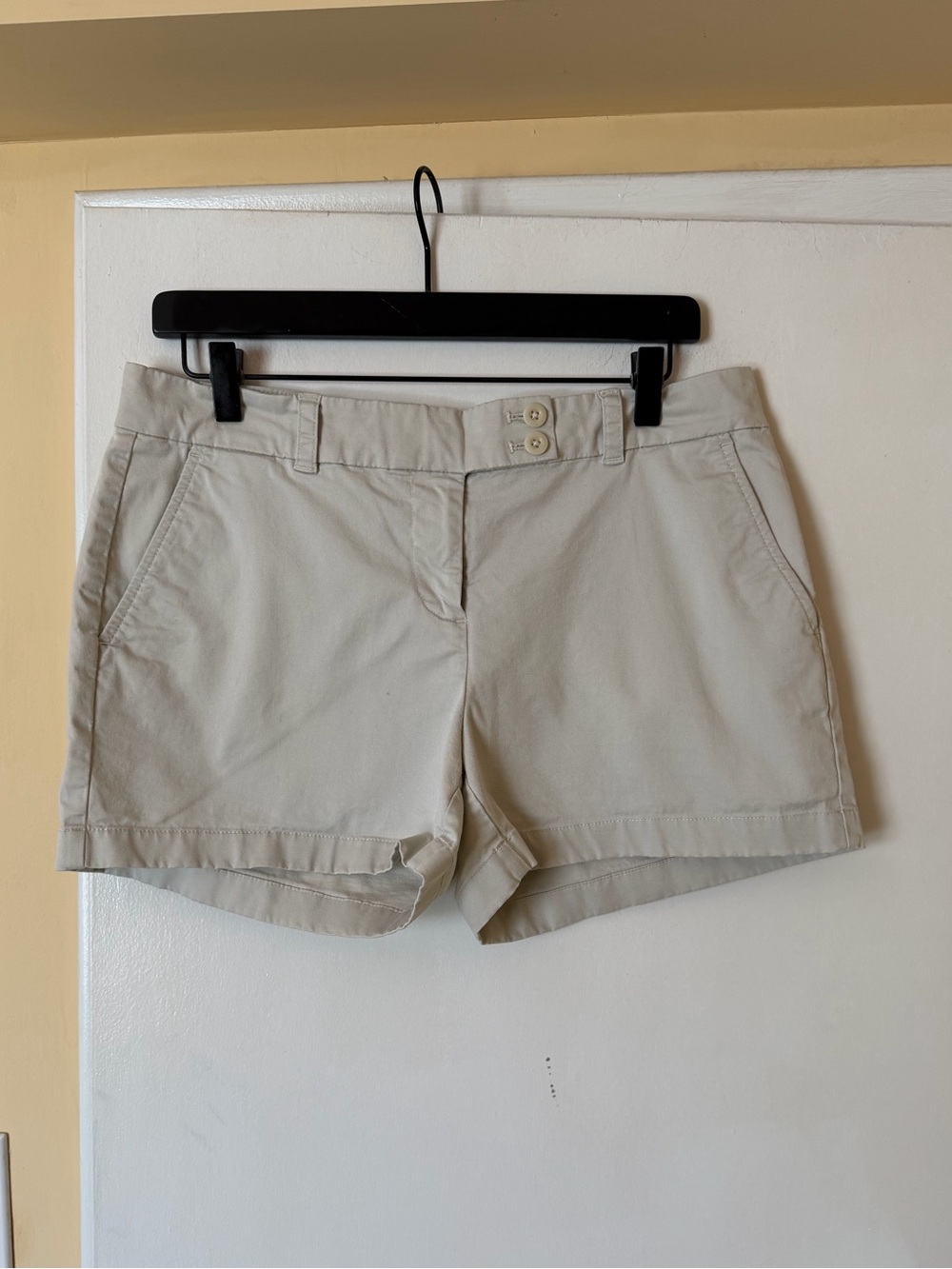 VINEYARD VINES shorts - size 10 - EUC - Picture 1 of 2